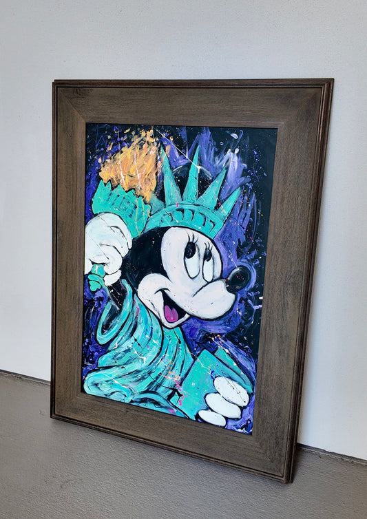 The Statue Of Minnie